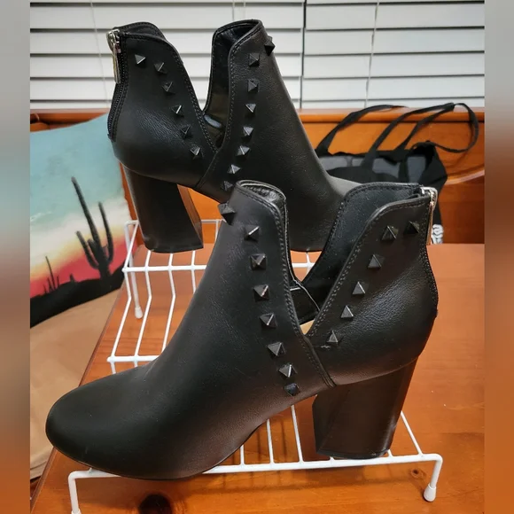 Black "comfort brand size 8W - Picture 3 of 7